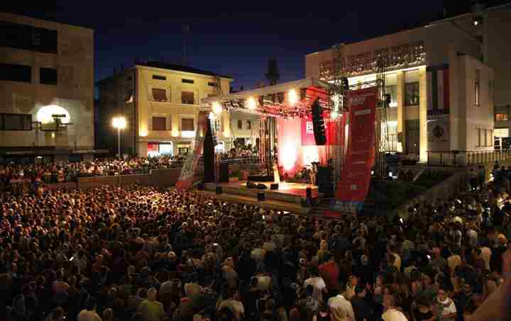 INARRESTABILE IL PORDENONE BLUES FESTIVAL IL 'BOUTIQUE FESTIVAL' ITALIANO NEL SEGNO DELLA GRANDE MUSICA RISCUOTE CONSENSI ANCHE ALL’ESTERO OSPITE DELL’INTERNATIONAL FESTIVAL FORUM