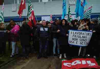 Safilo: sindacati, cig per Martignacco slitta a 1 luglio 