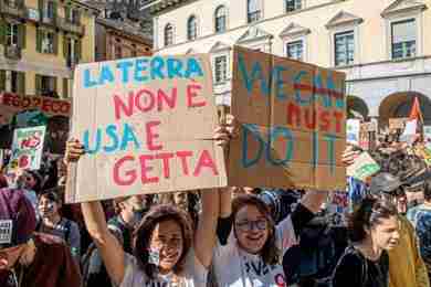 Clima: FFF, l'Italia deve arrivare a zero emissioni nel 2030  